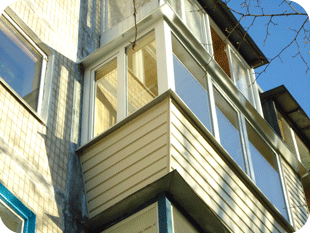 Балкон под ключ дом Хрущевка, наружа сайдинг цена ремонта СК Комфорт Украина